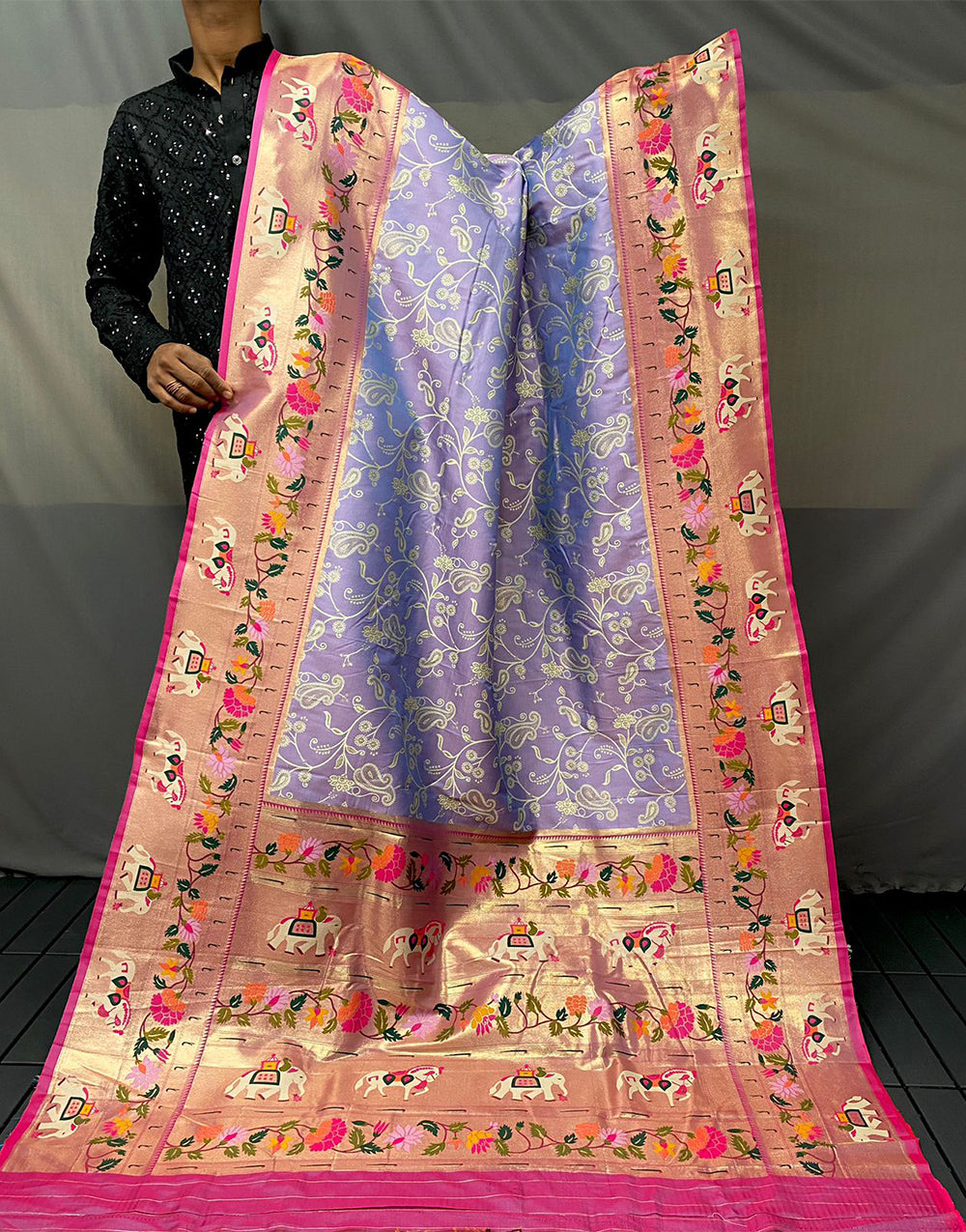 Light Purple Paithani Saree With Zari Weaving Work