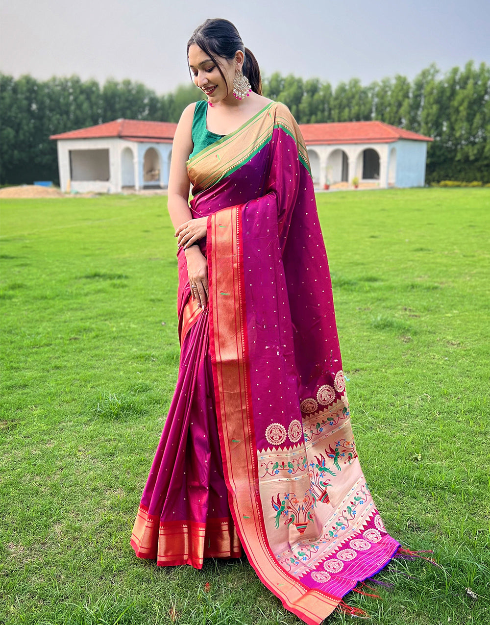 Magenta Paithani Silk Saree With Weaving Work