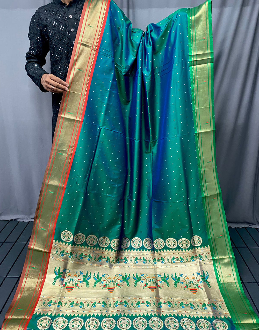 Rama Green Paithani Saree With Weaving Work