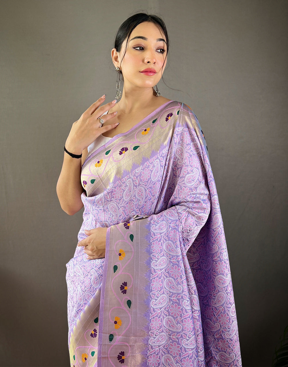 Lavender Paithani Saree With Weaving Work