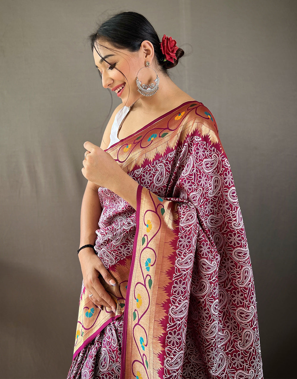 Magenta Paithani Saree With Weaving Work