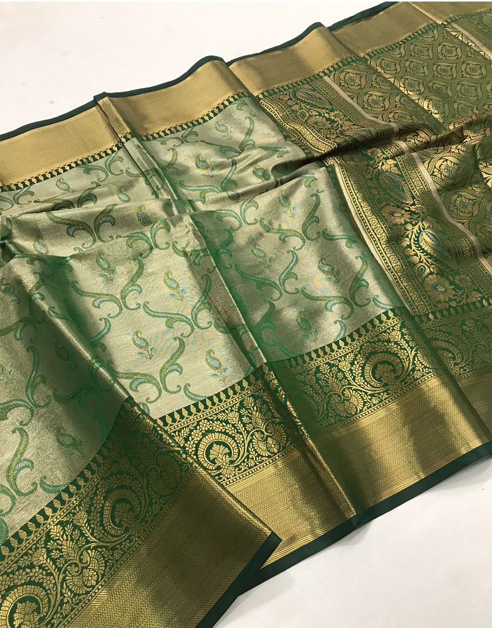 Olive Green Kanchipuram Silk Saree With Zari Weaving Work
