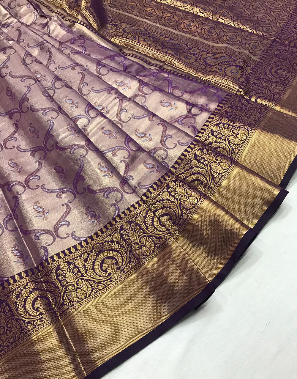 Mauve Purple Kanchipuram Silk Saree With Zari Weaving Work