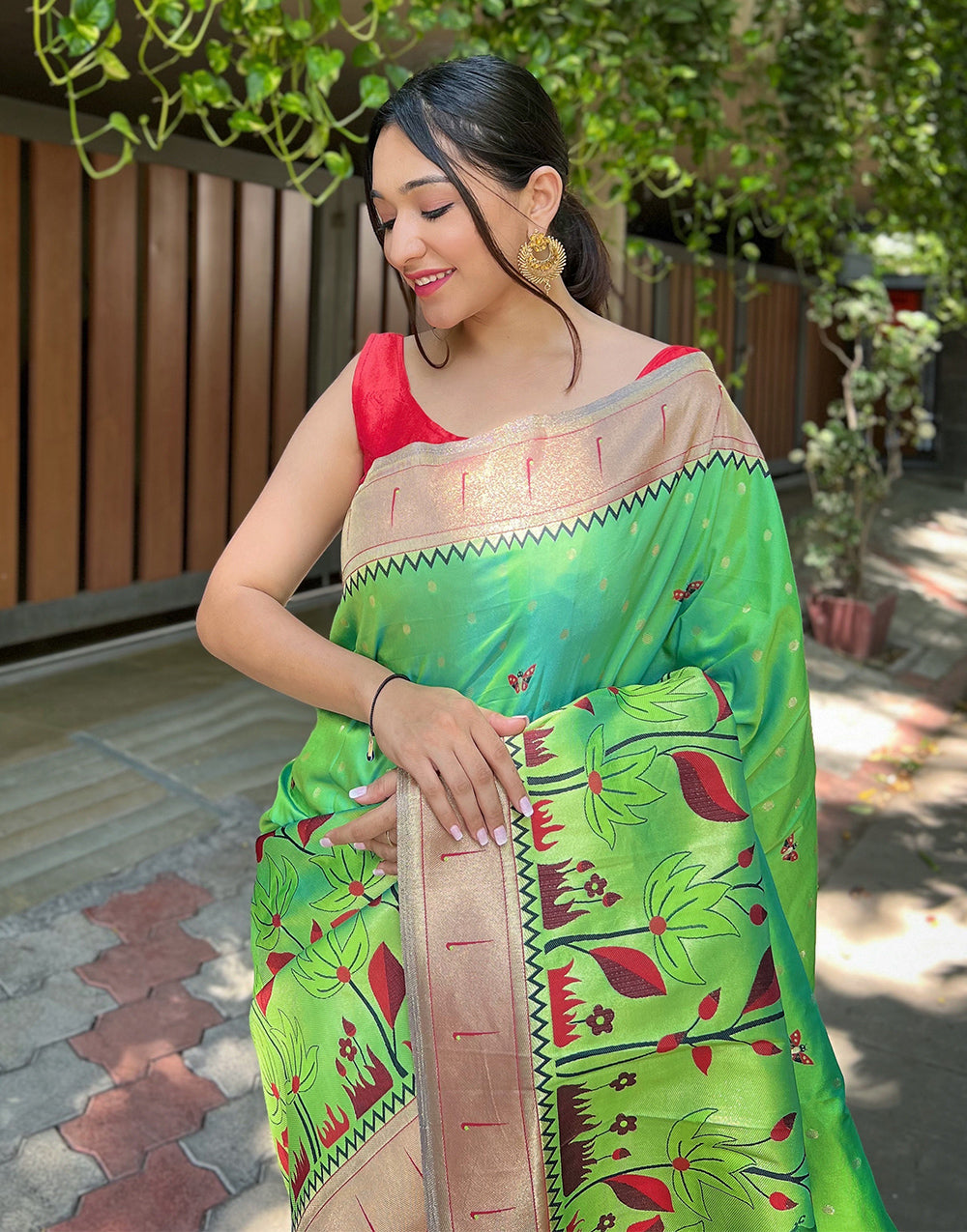 Light Green Paithani Silk Saree With Zari Waeving Work