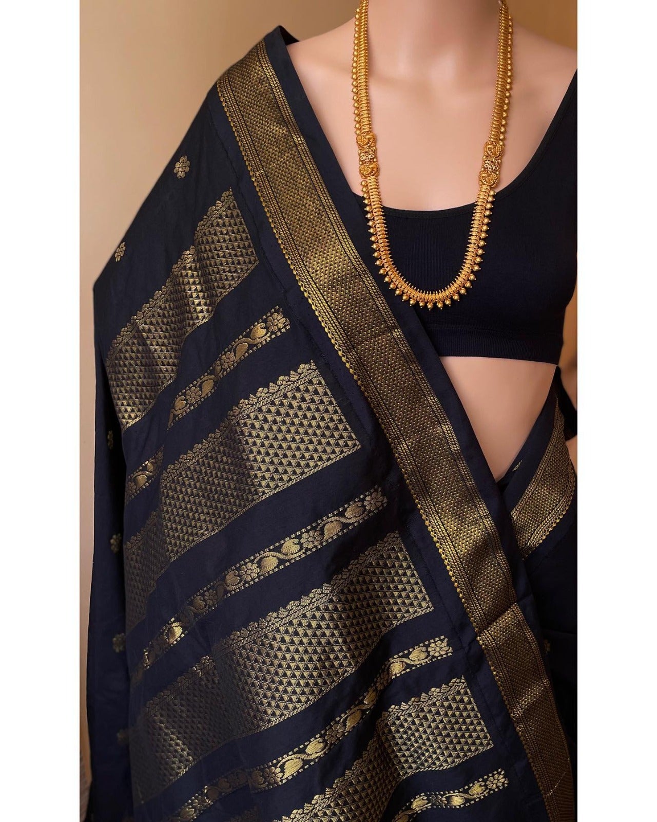 Banarasi Silk Saree With Zari Weaving Work