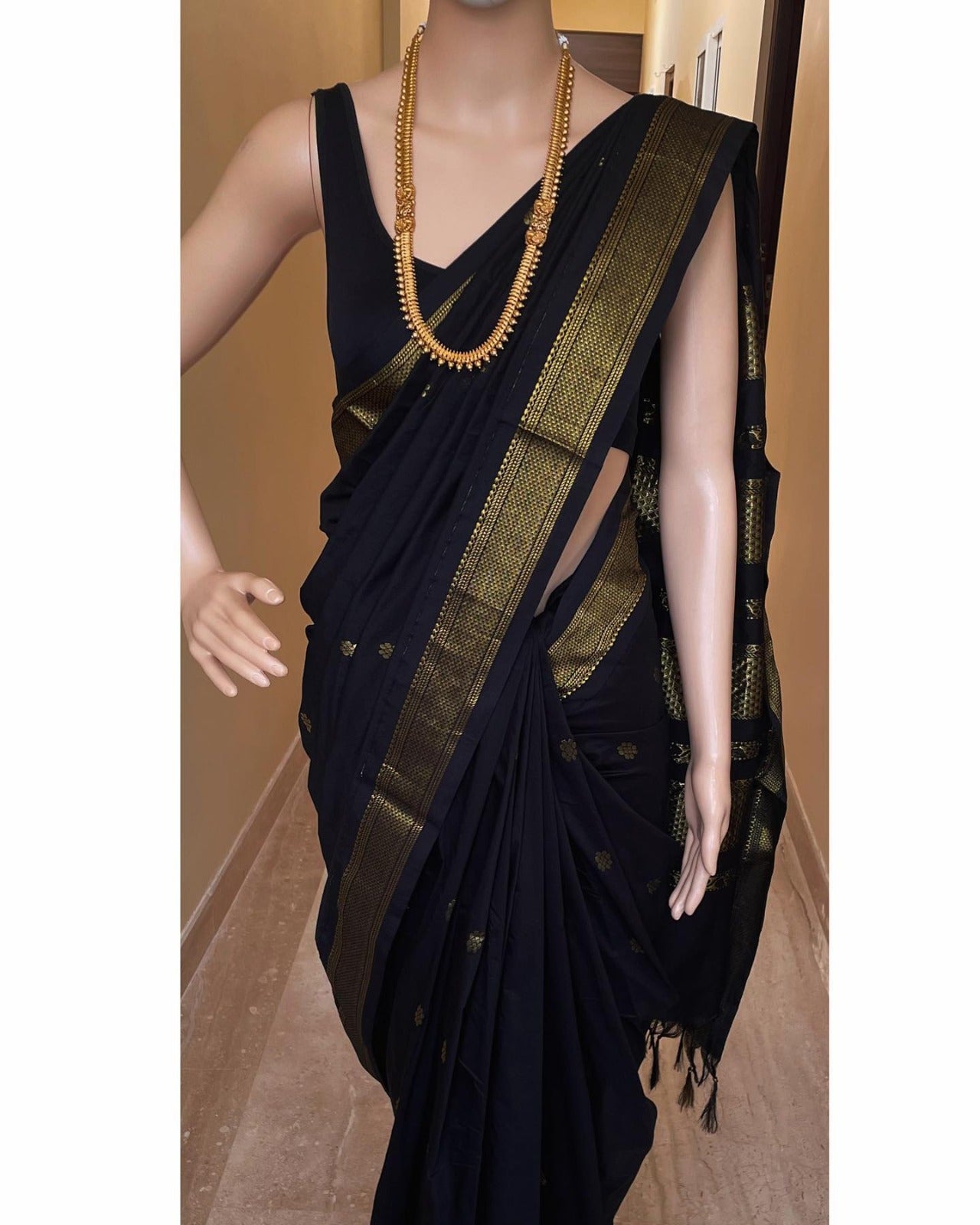 Banarasi Silk Saree With Zari Weaving Work