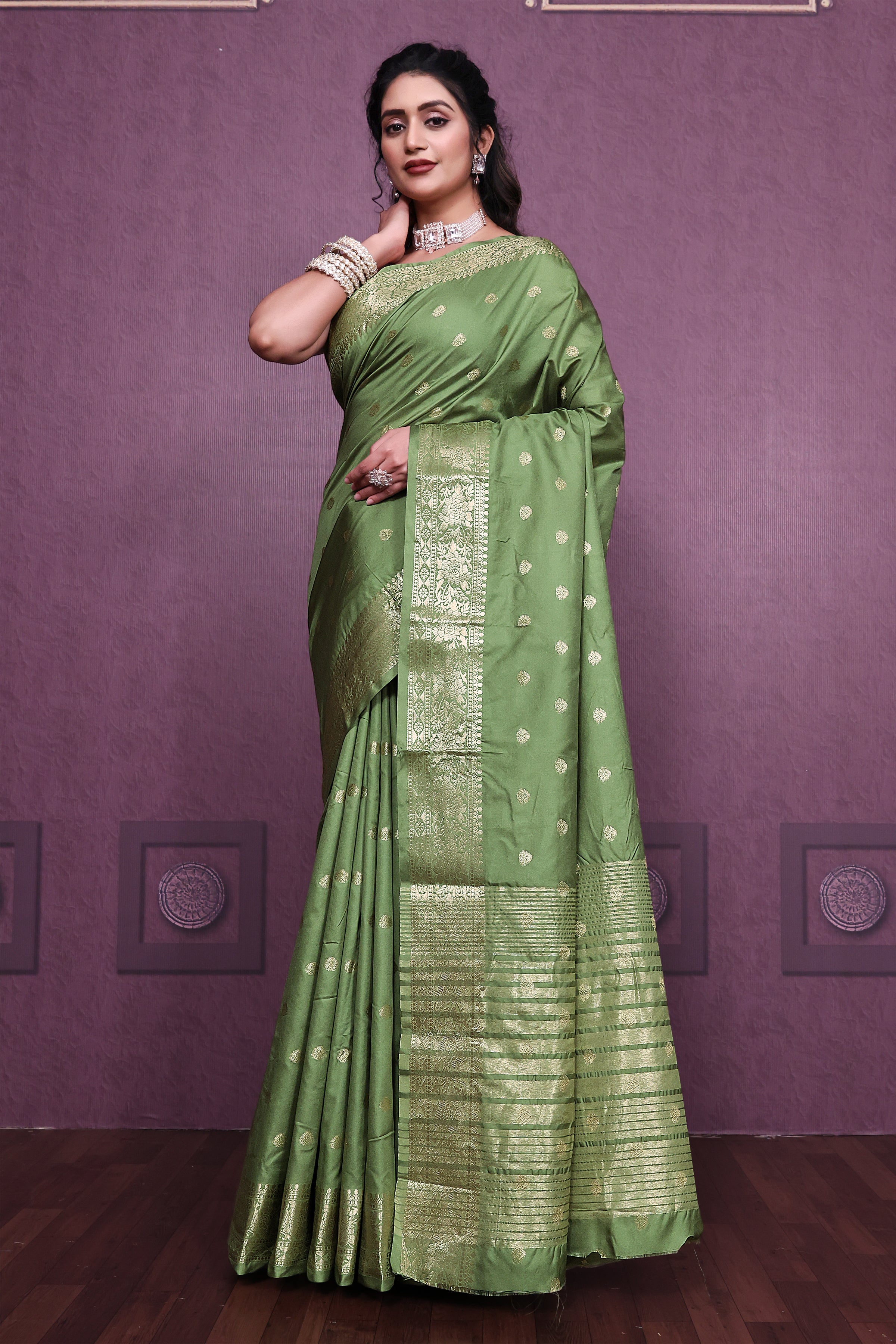 Graceful Satin Jacquard Woven Saree with Rich Textured Weaving