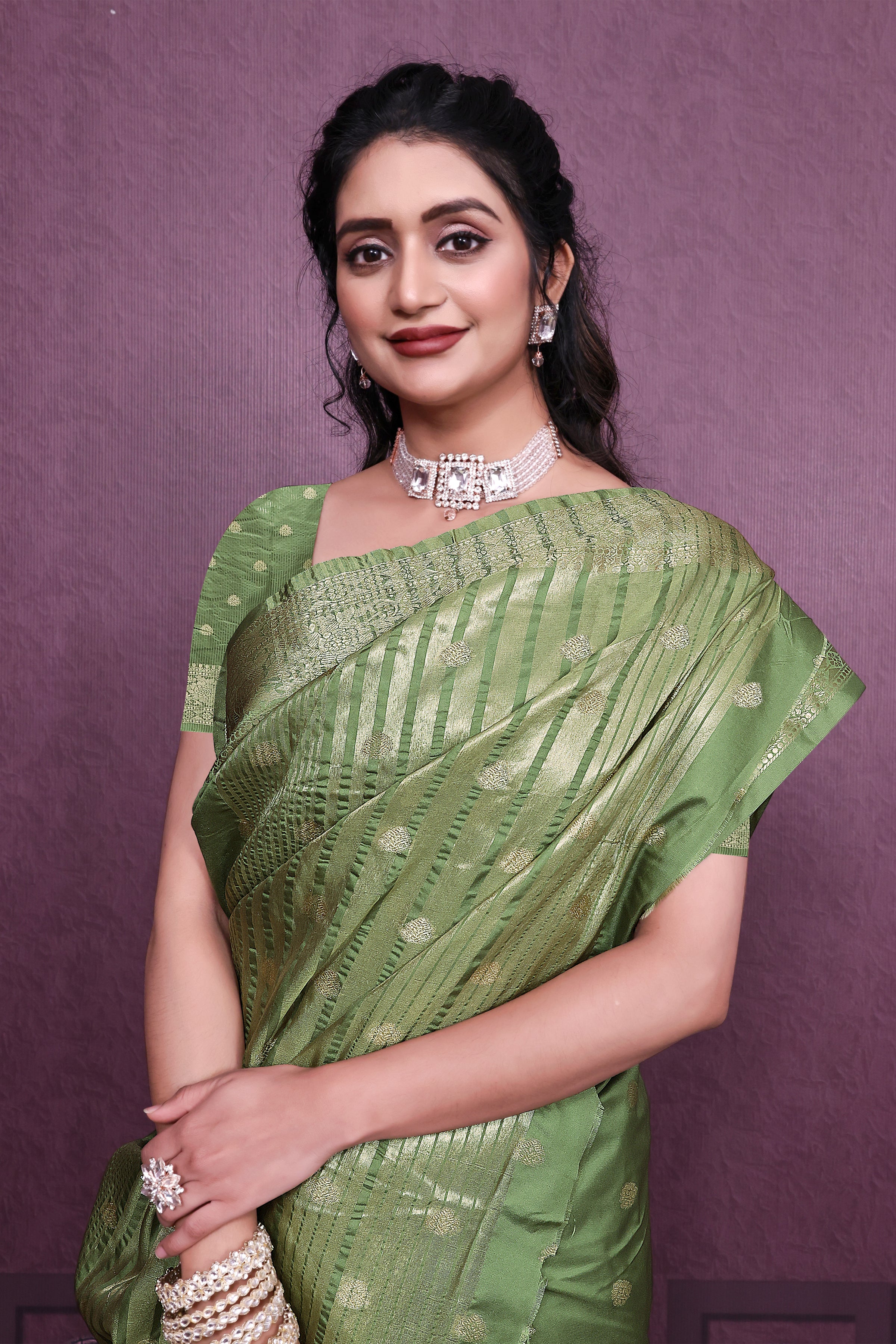Graceful Satin Jacquard Woven Saree with Rich Textured Weaving