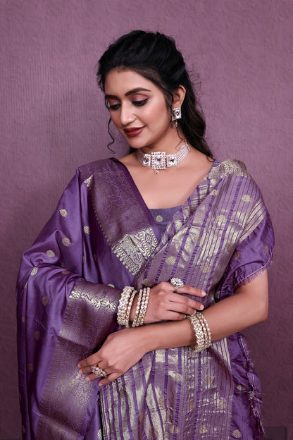Graceful Satin Jacquard Woven Saree with Rich Textured Weaving