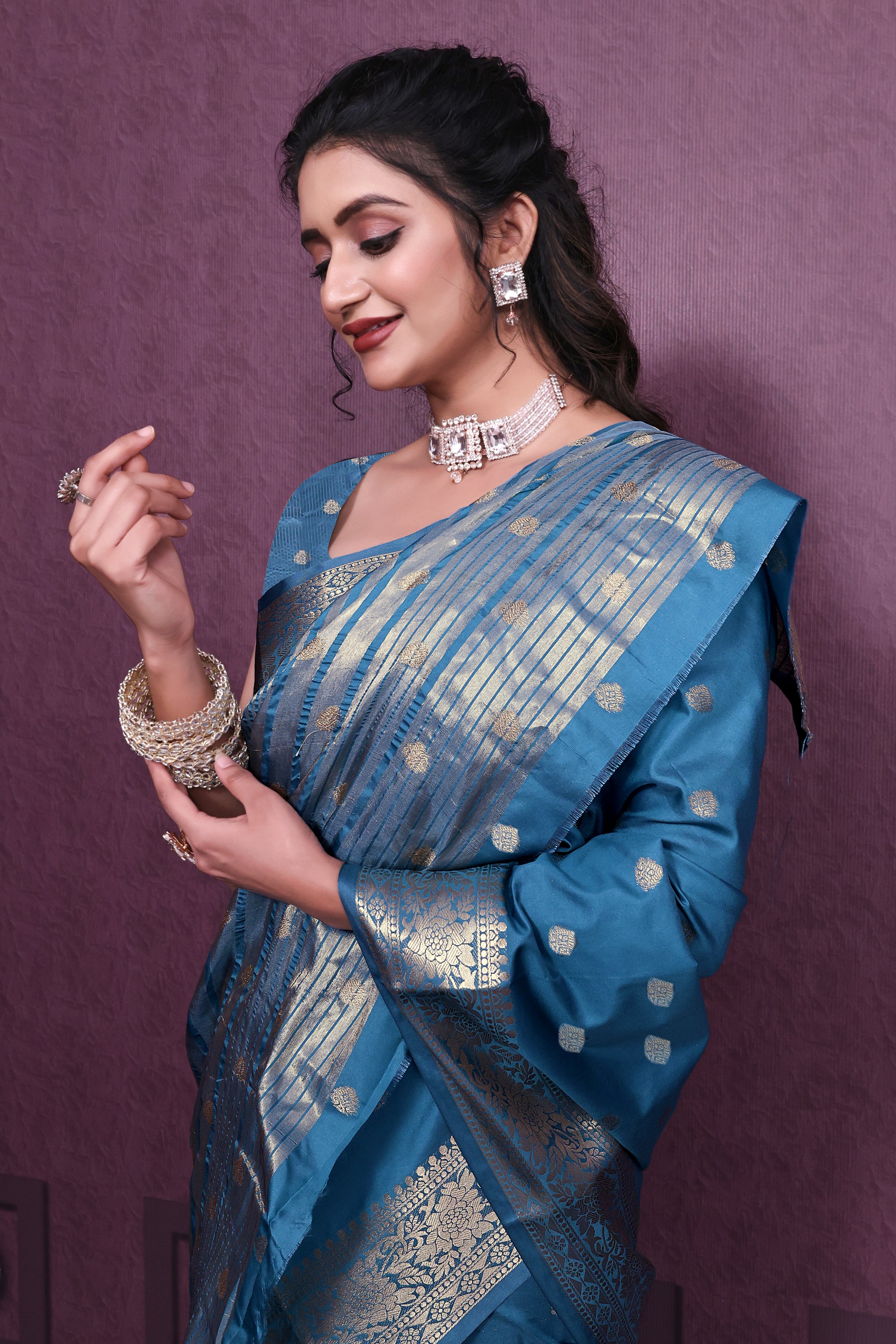 Graceful Satin Jacquard Woven Saree with Rich Textured Weaving