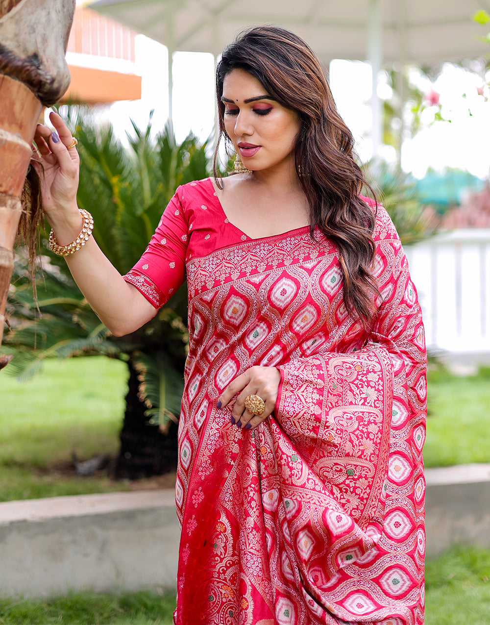 Crimson Red Kanjivaram Silk Saree With Zari Weaving Work