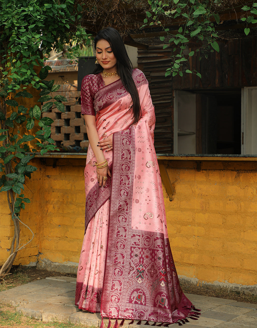 Dark Maroon & Pink Kanjivaram Silk Saree With Weaving Work