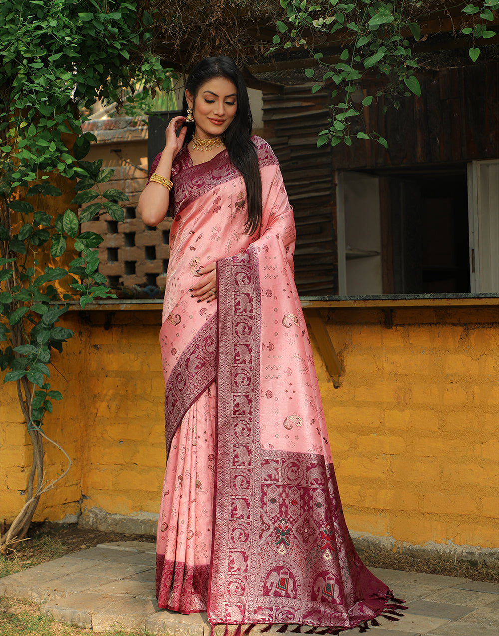 Dark Maroon & Pink Kanjivaram Silk Saree With Weaving Work