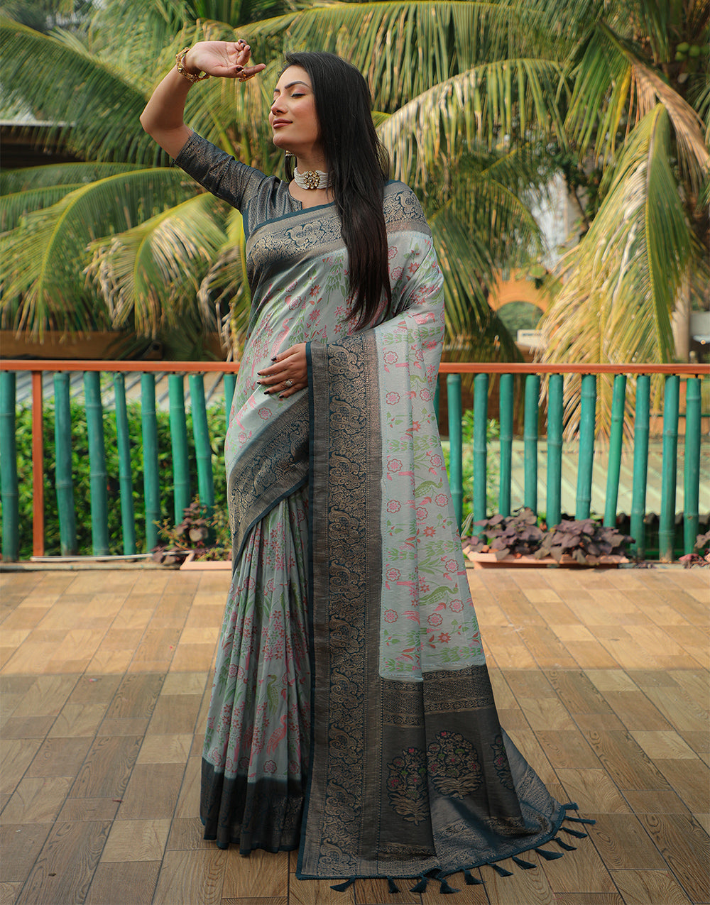 Dark Grey Kanjivaram Silk Saree With Weaving Work