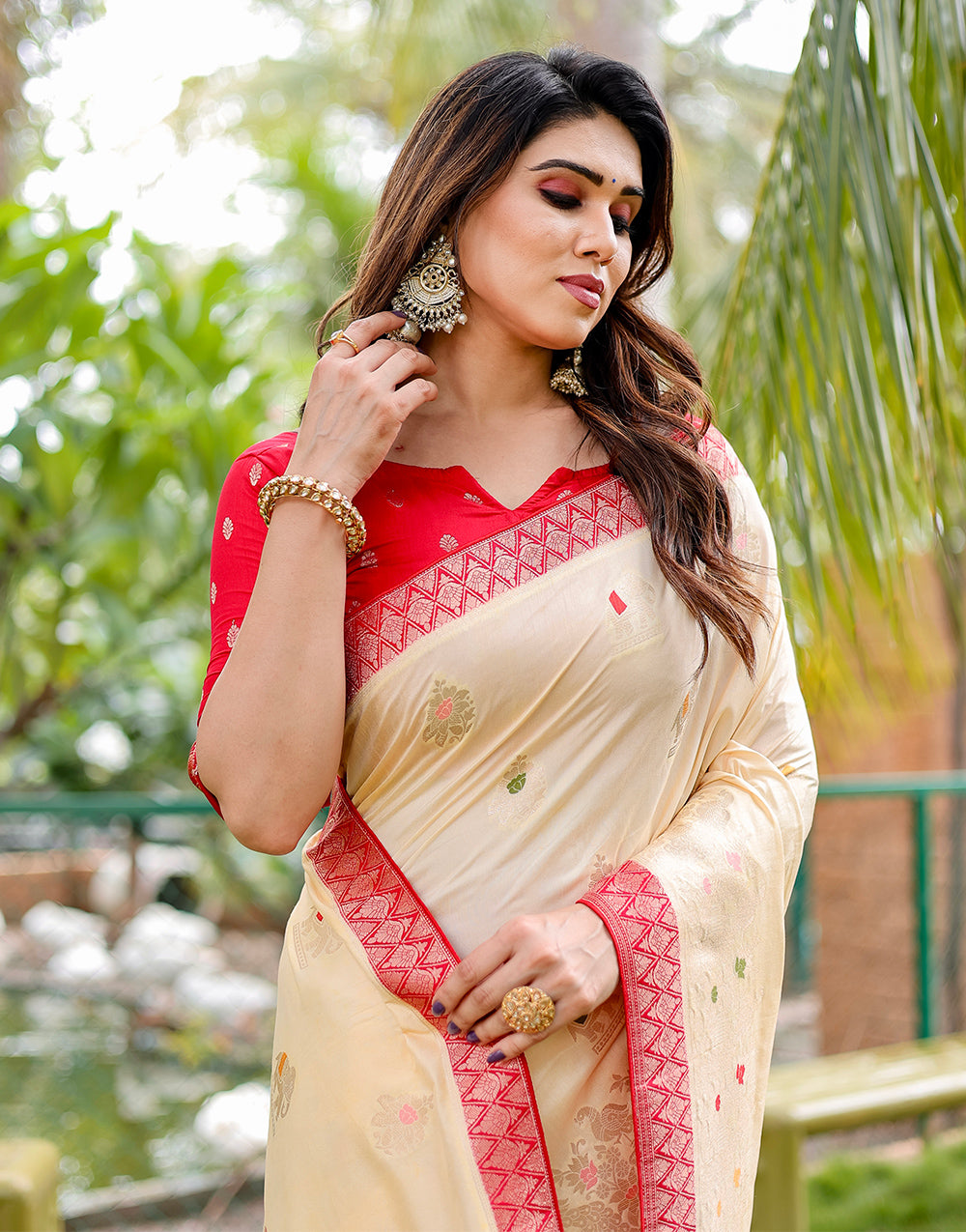 Cream Dola Silk Saree With Weaving Work