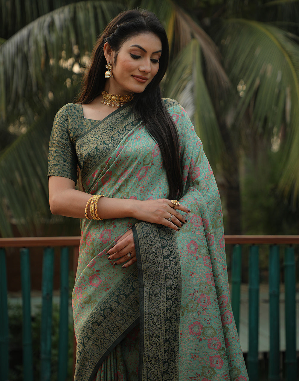 Forest Green Kanjivaram Soft Silk Saree With Weaving Work