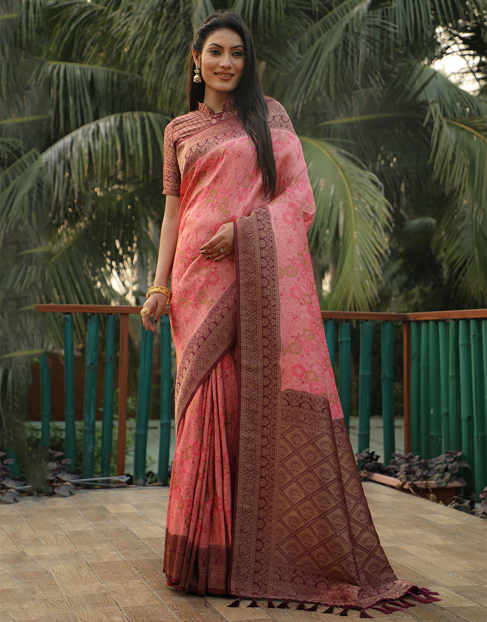 Crimson Red Kanjivaram Soft Silk Saree With Weaving Work