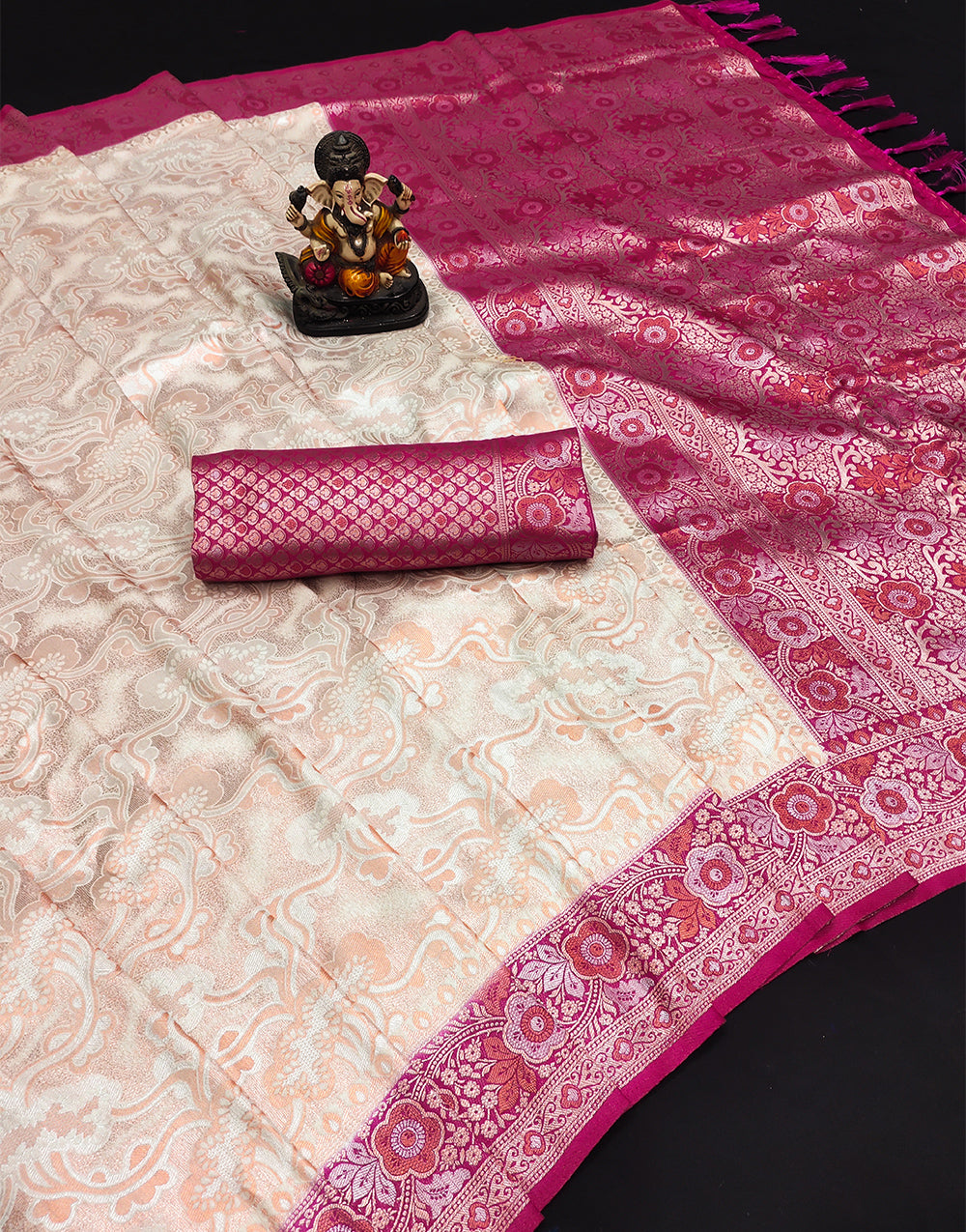 Blushing Peach Kanjivaram Silk Saree With Zari Weaving Work