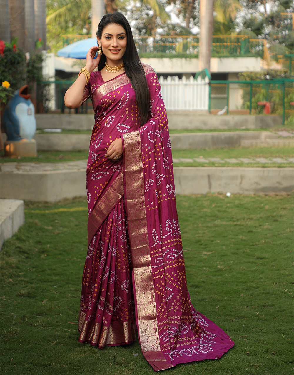 Magenta Bandhej Silk Saree With Weaving Work