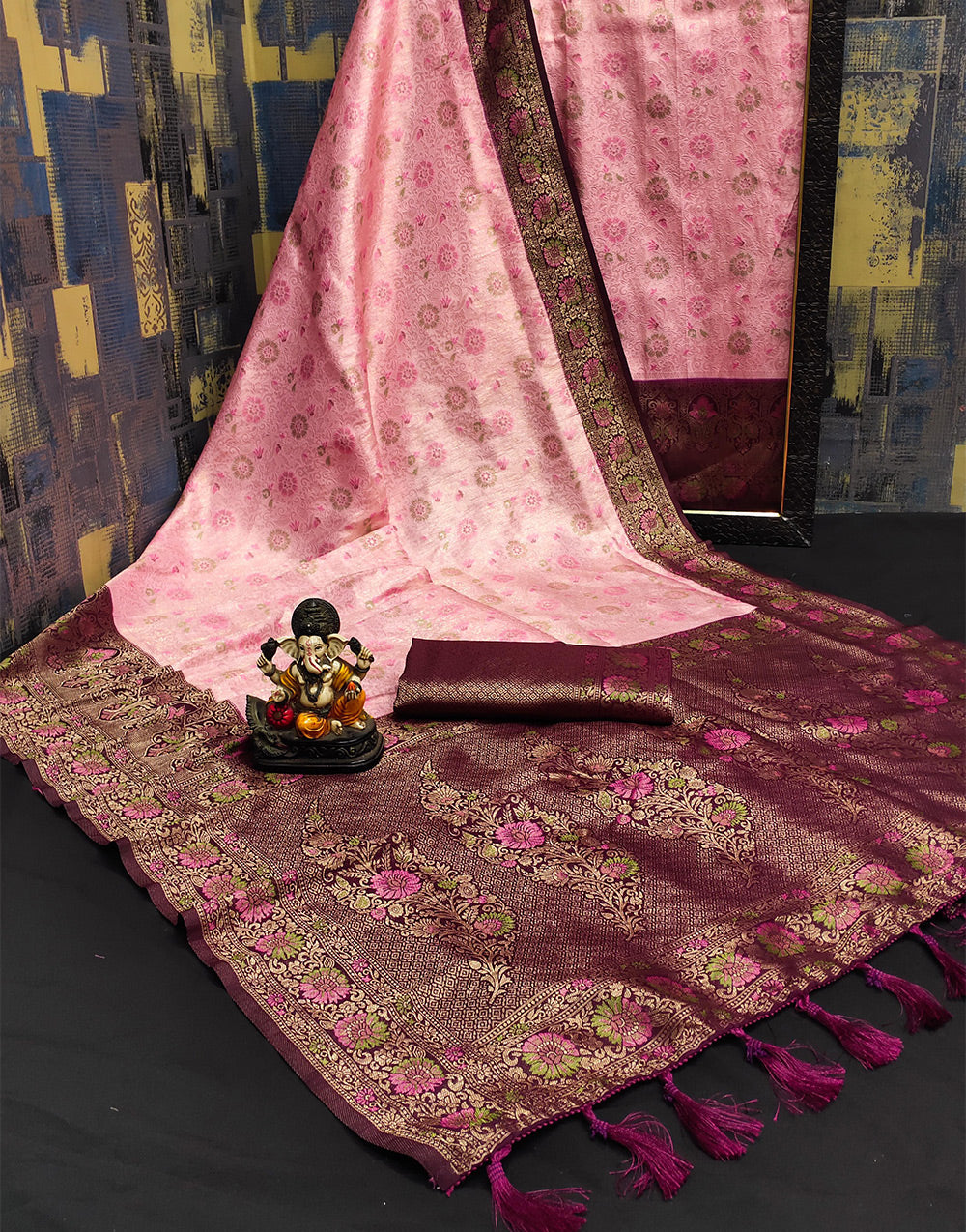 Light Pink Kanjivaram Silk Saree With Weaving Work