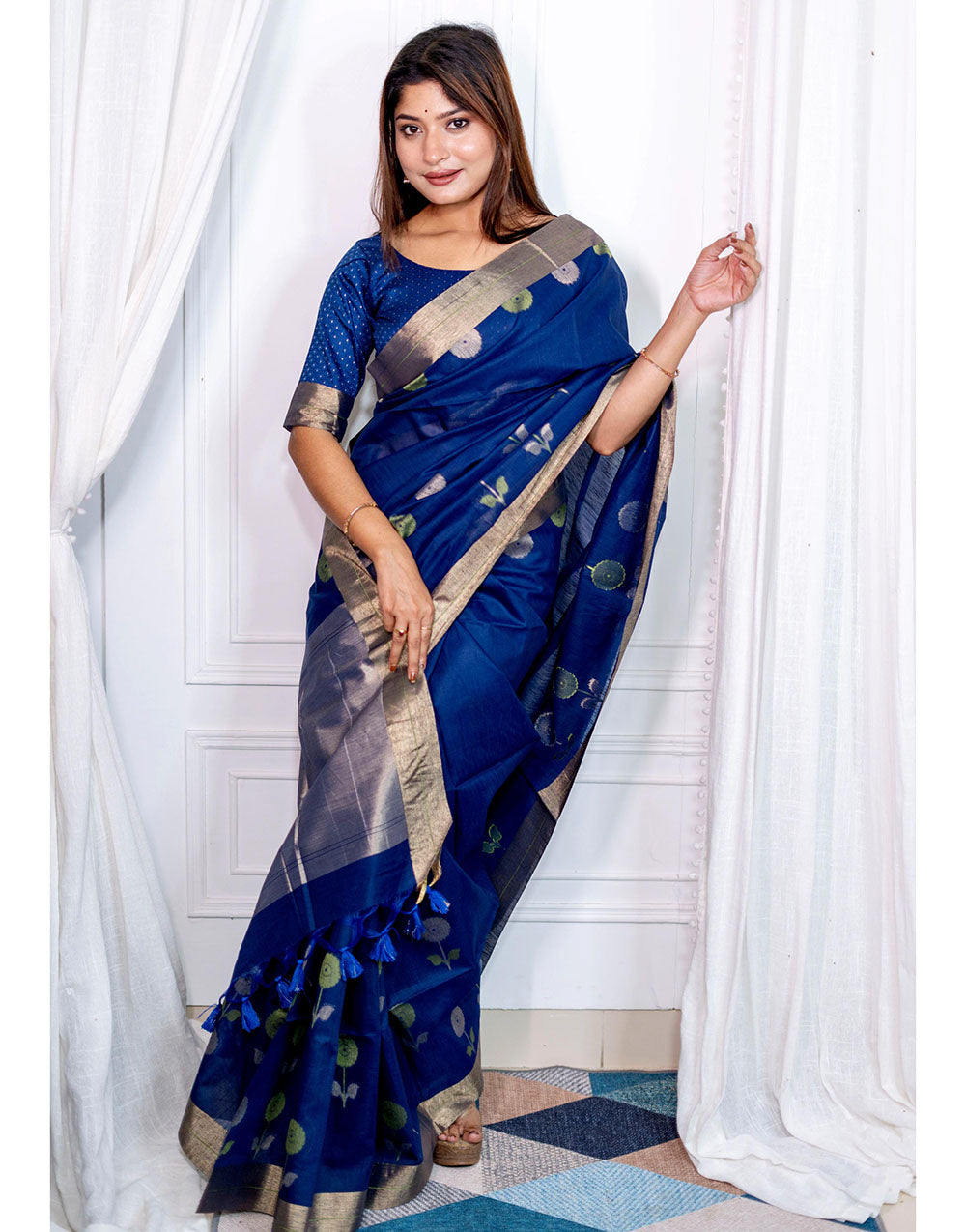 Blue Linen Silk Saree With Zari Weaving Work