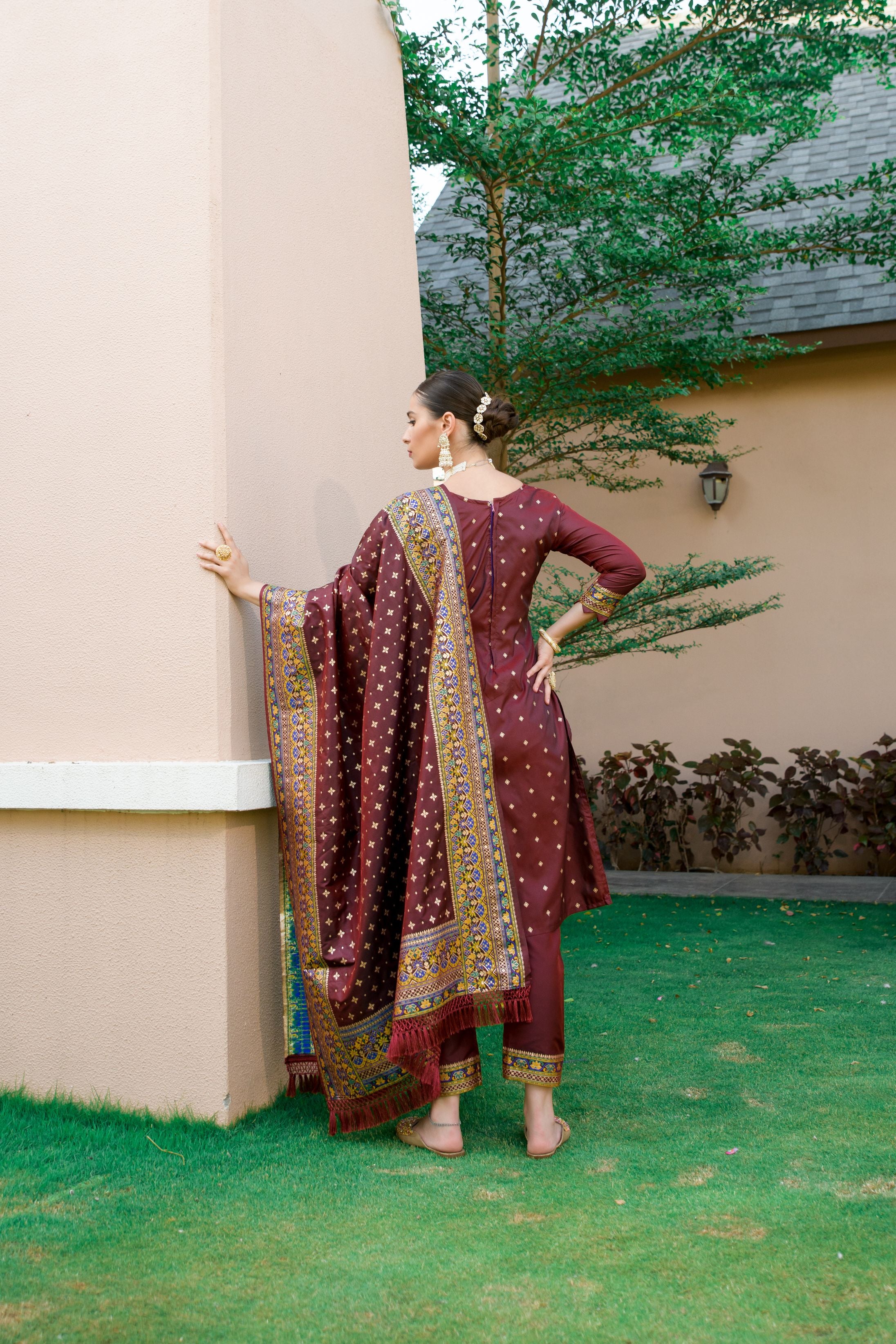 Brown Silk Pashmina Work Salwar Suit ( Unstitched )