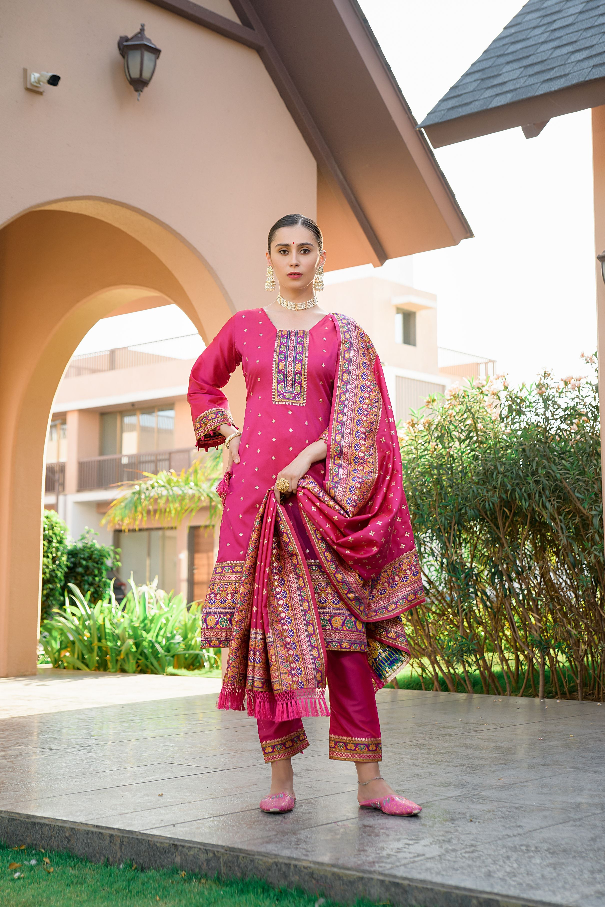 Pink Silk Pashmina Work Salwar Suit ( Unstitched )