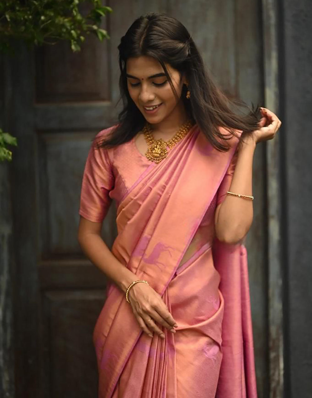 Pink Soft Lichi Silk Saree With Beautiful Rich Pallu