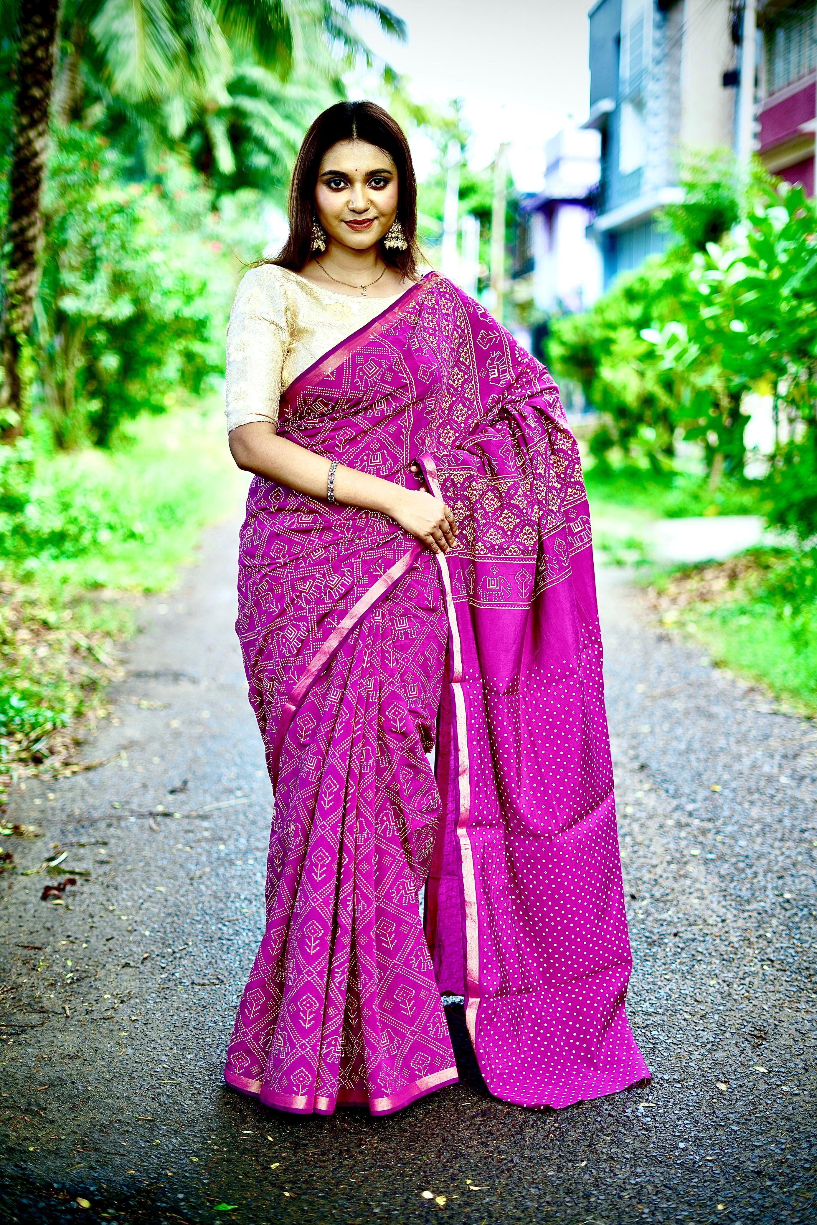 Sareewave Presents Designer Gadhval Bandhni Saree