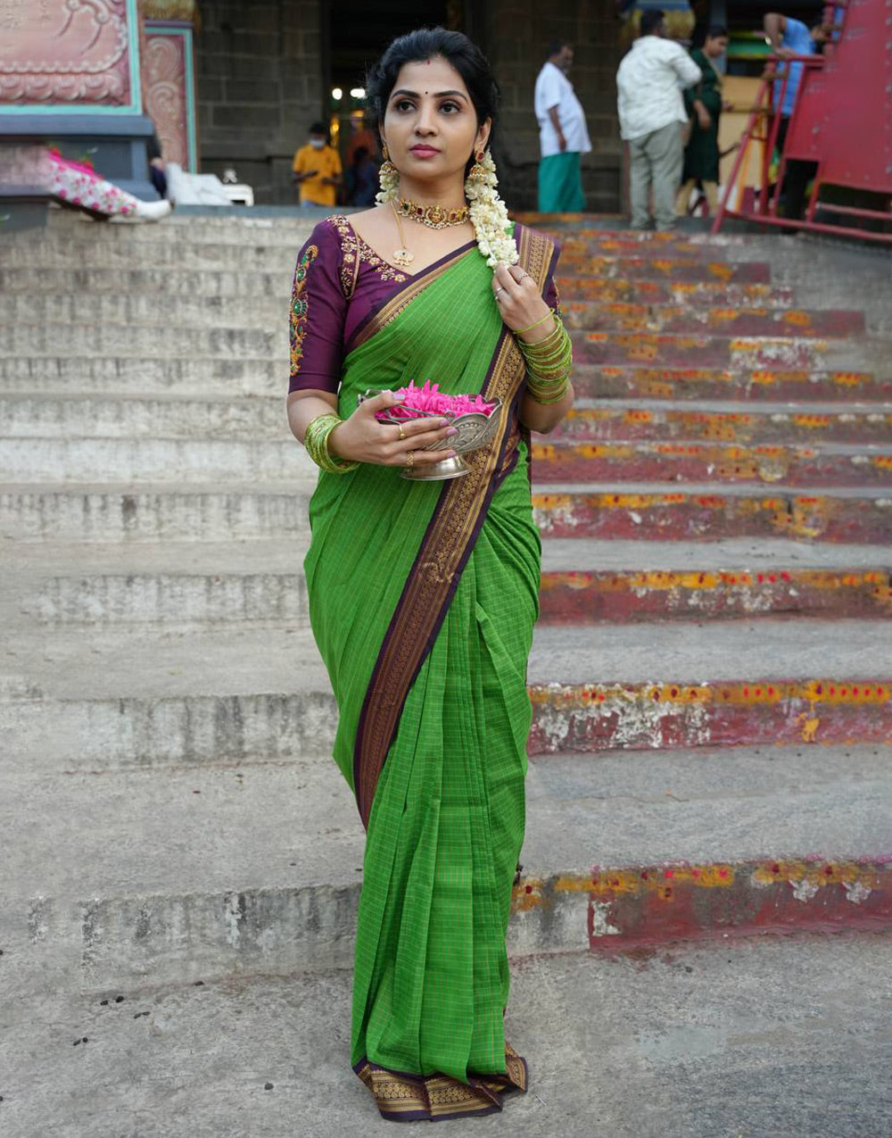 Green Silk Saree With Weaving Work