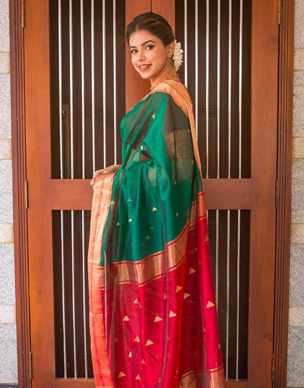 Dark Green & Red Soft Lichi Silk Saree With Zari Weaving Work