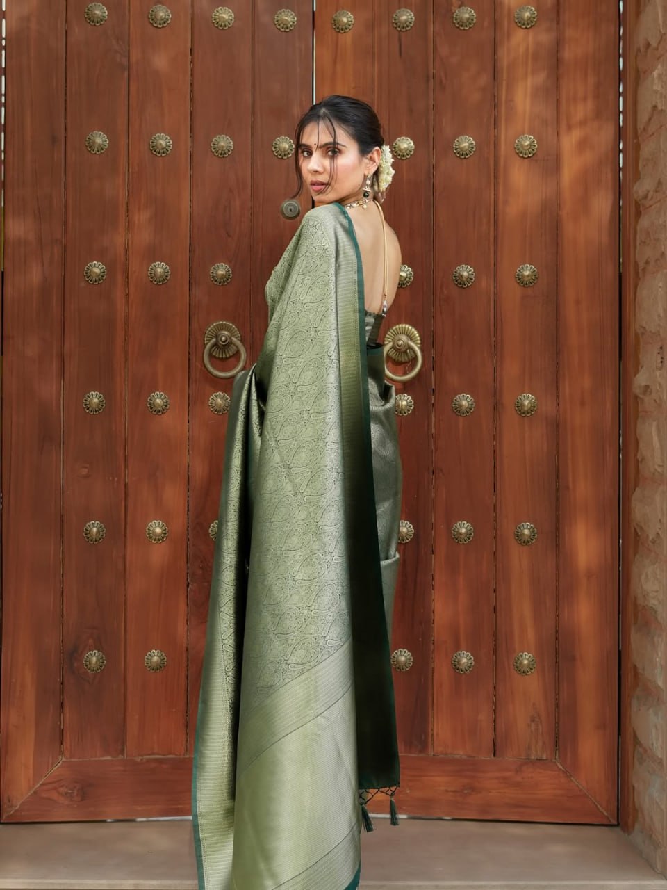 Banarasi Silk Saree With Zari Weaving Work