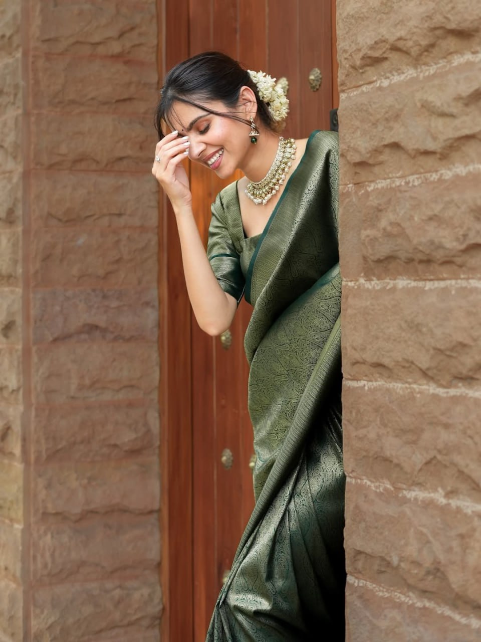 Banarasi Silk Saree With Zari Weaving Work