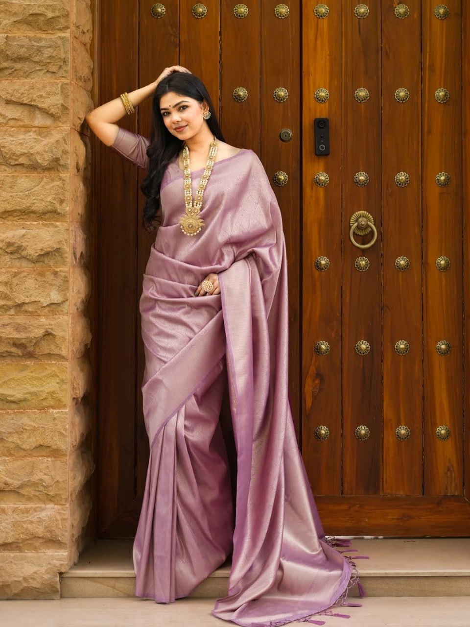 Banarasi Silk Saree With Zari Weaving Work