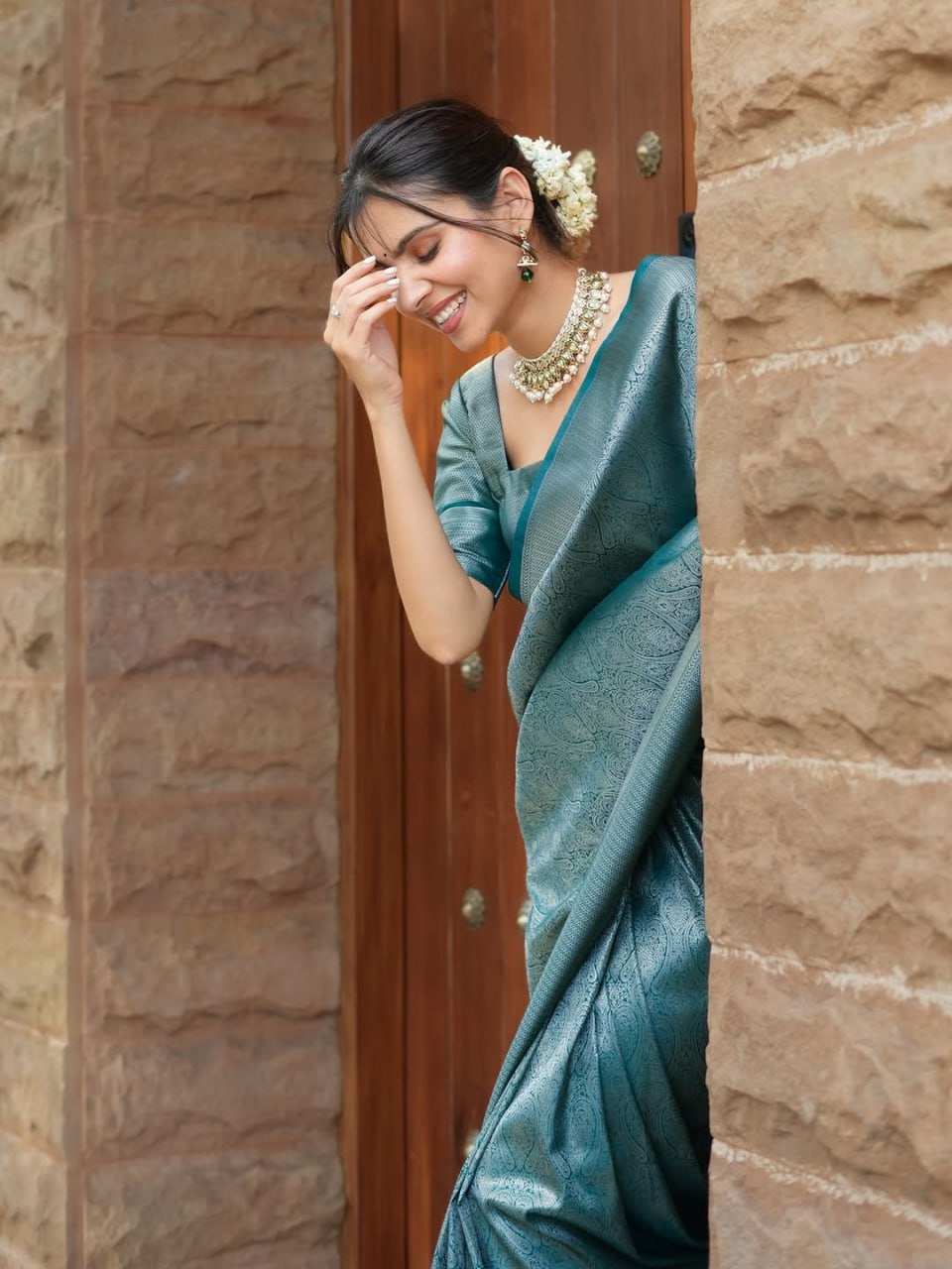 Banarasi Silk Saree With Zari Weaving Work