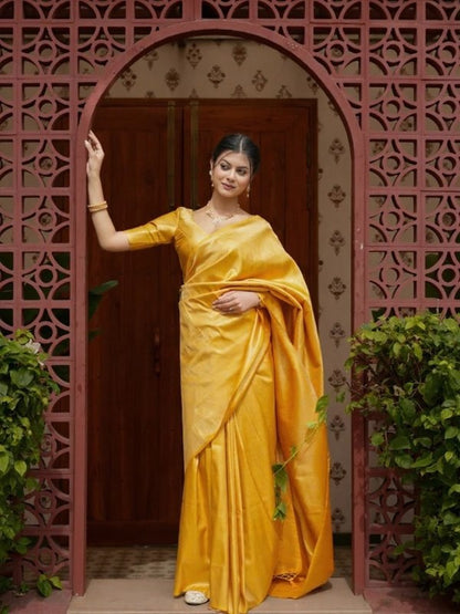 Banarasi Silk Saree With Zari Weaving Work