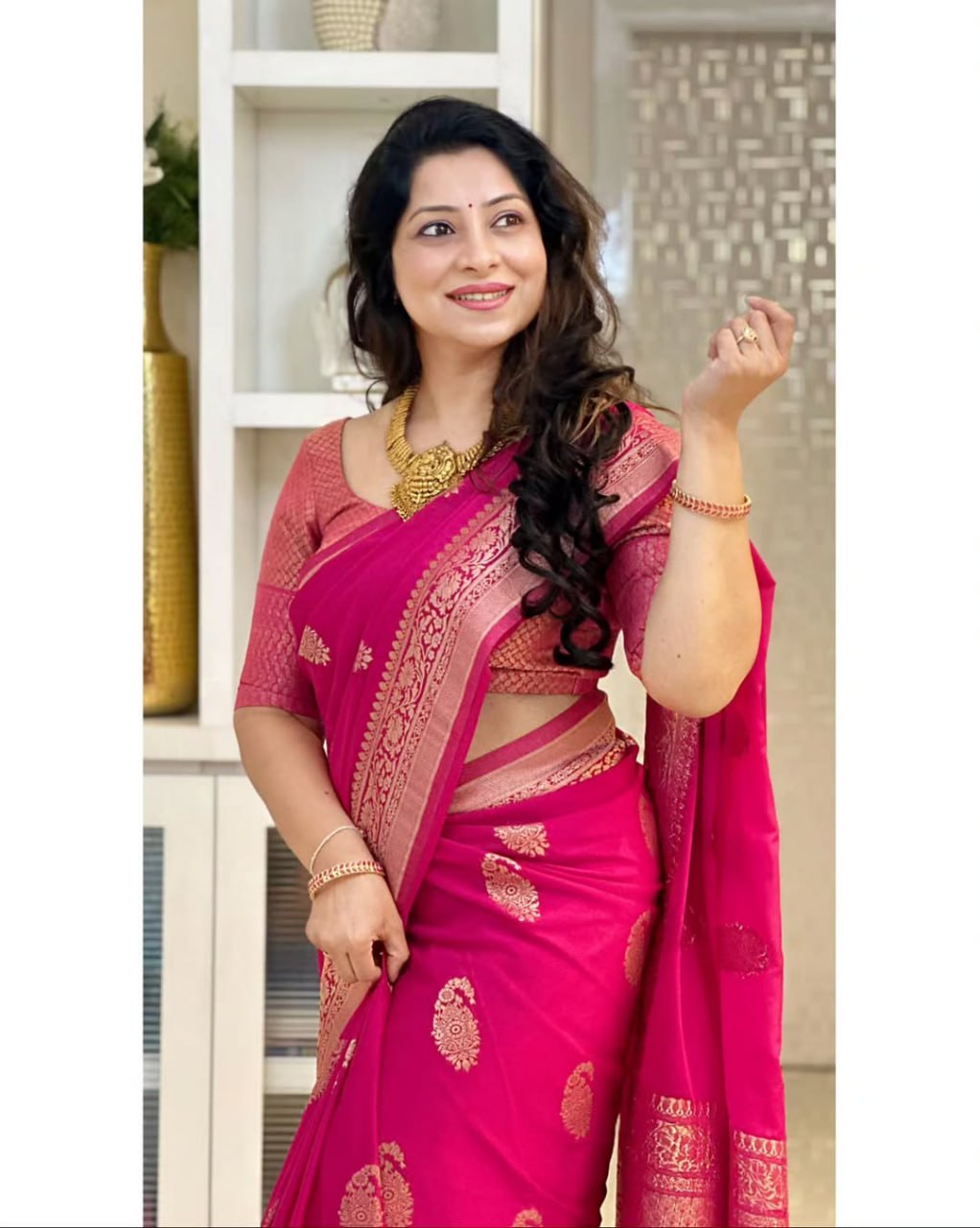 Banarasi Silk Saree With Zari Weaving Work