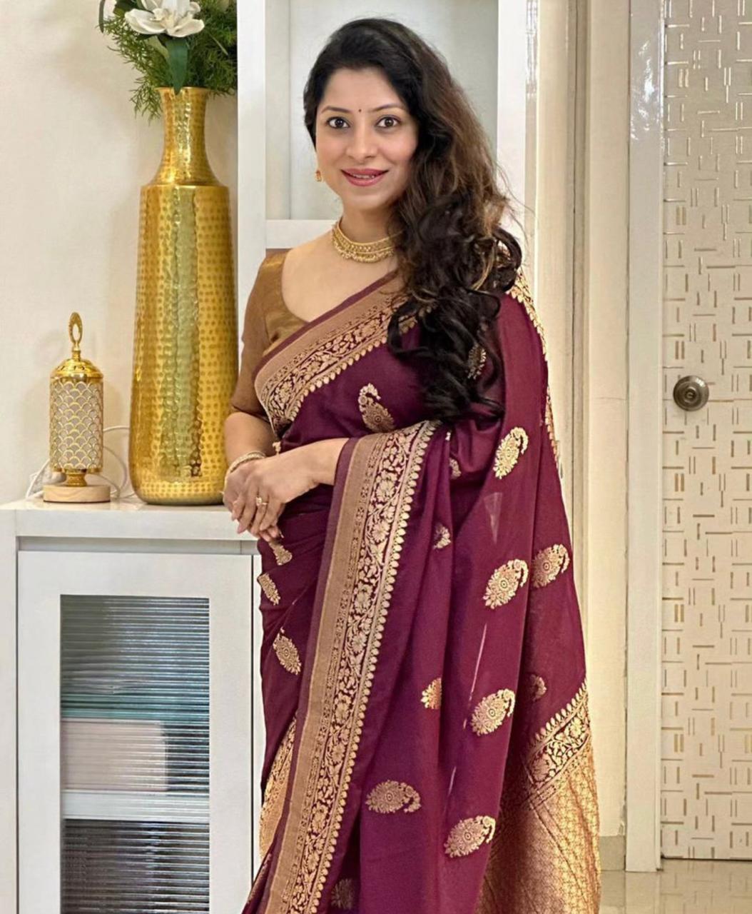 Banarasi Silk Saree With Zari Weaving Work