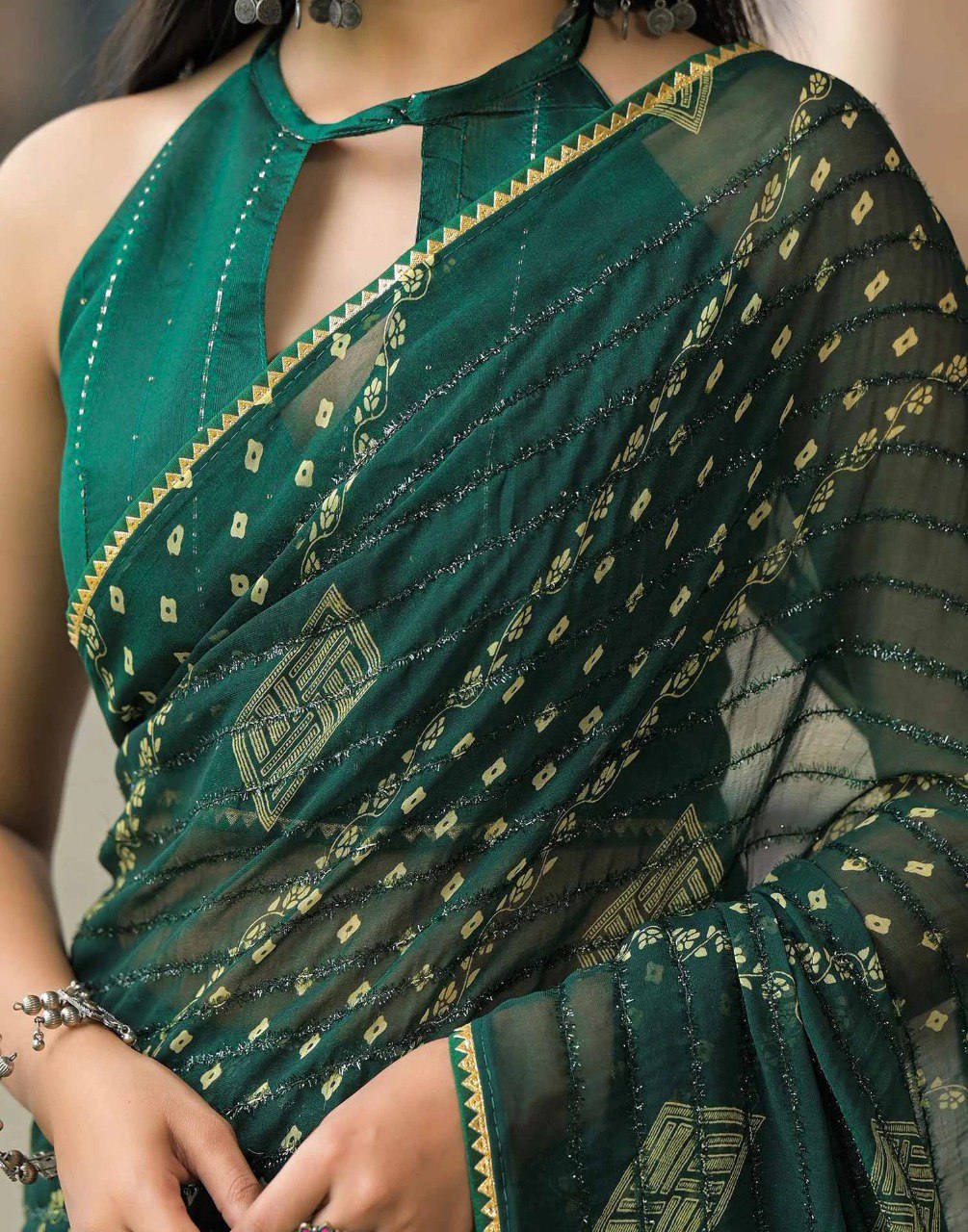 Sareewave Presents Designer Bandhni Saree