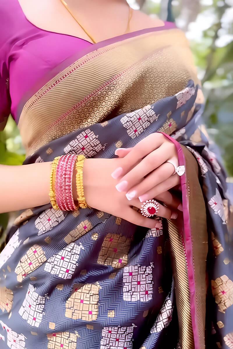 BEAUTIFUL RICH PALLU & JACQUARD WORK SOFT LICHI SILK SAREE