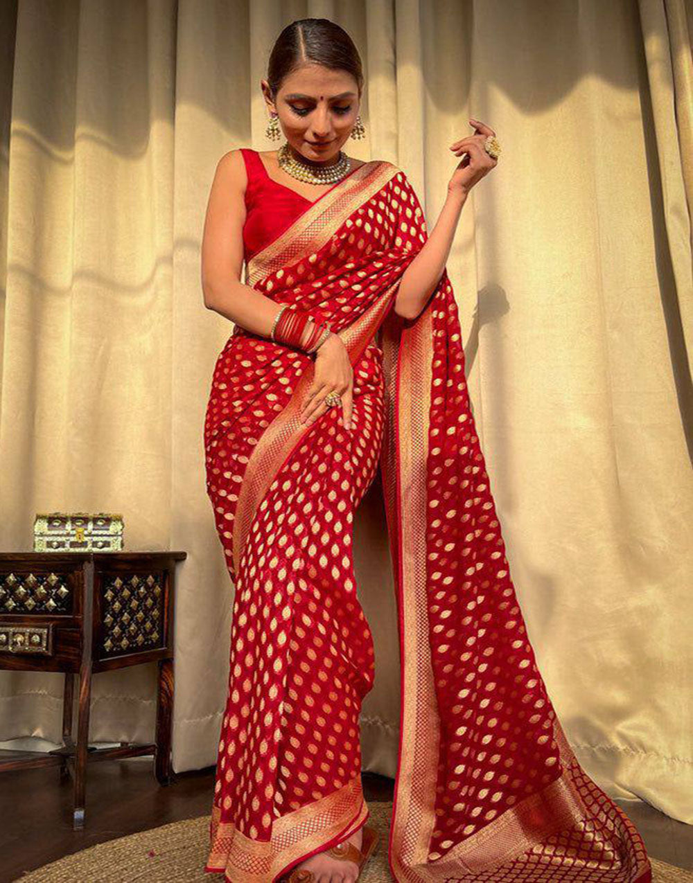 Red Soft Lichi Silk Golden Zari Weaving Saree