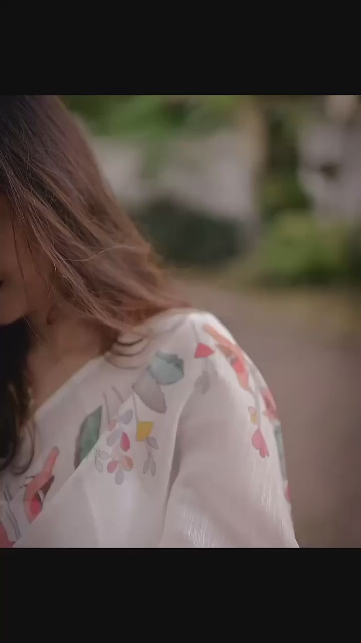 Load video: Sareewave Presents Designer Cotton Linen Silk Saree