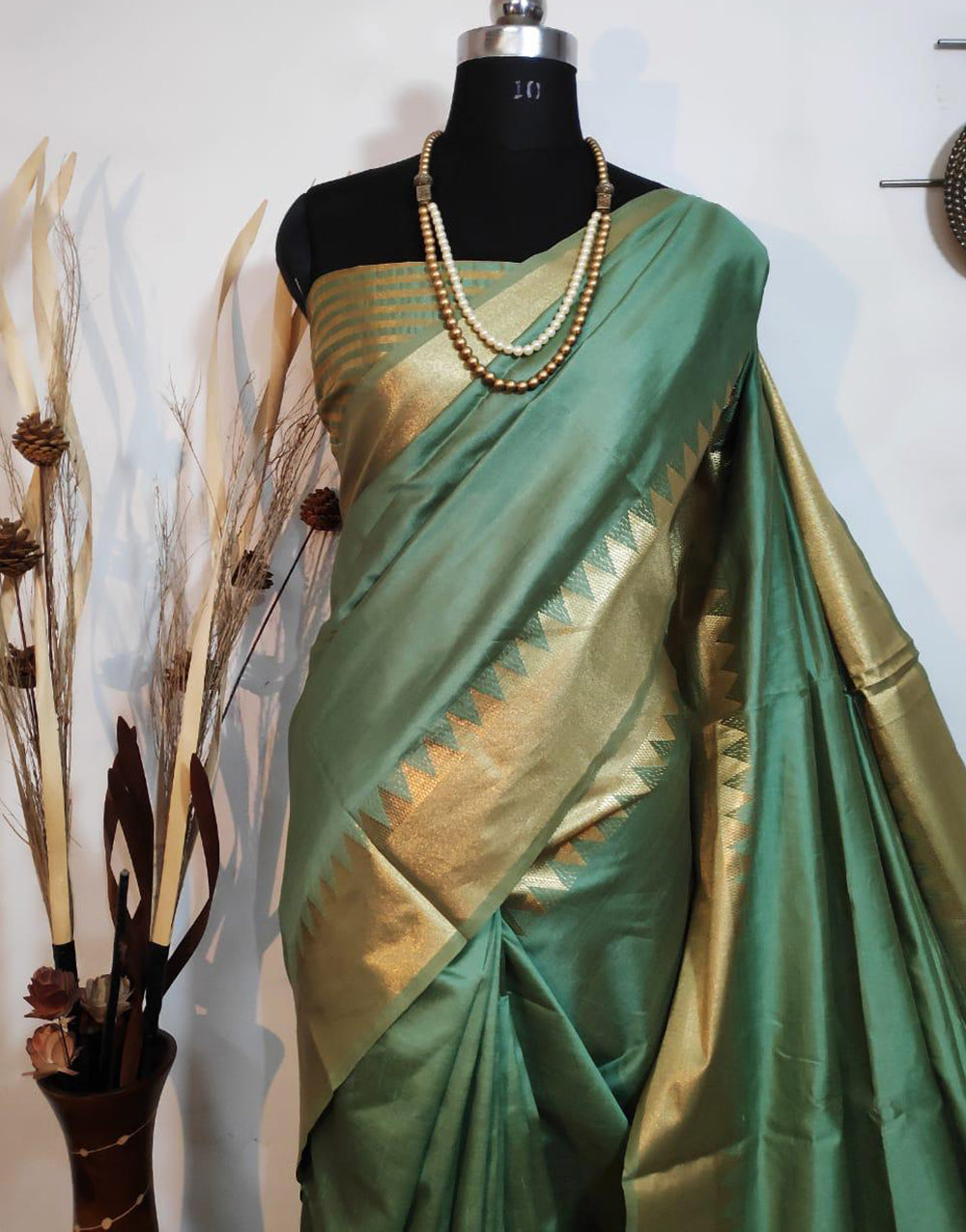 Clover Green Aasam Silk Saree With Blouse