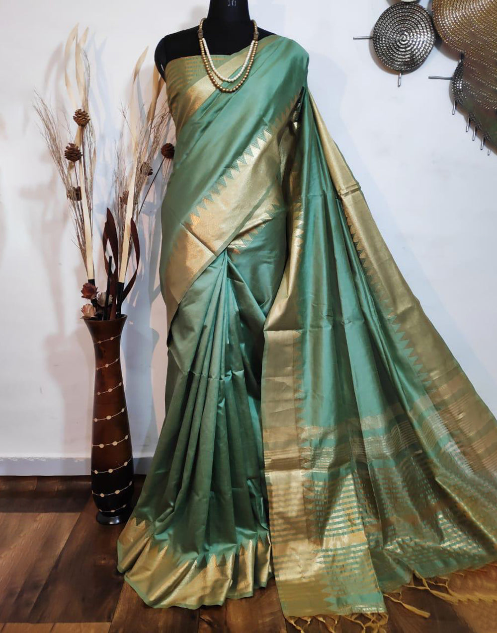 Clover Green Aasam Silk Saree With Blouse