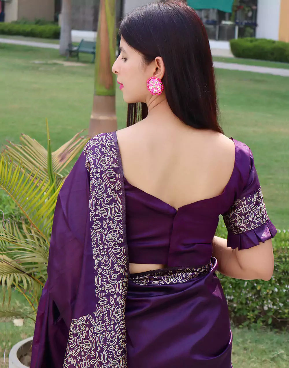 Dark Purple Raw Silk Saree With Handloom Weaving Work