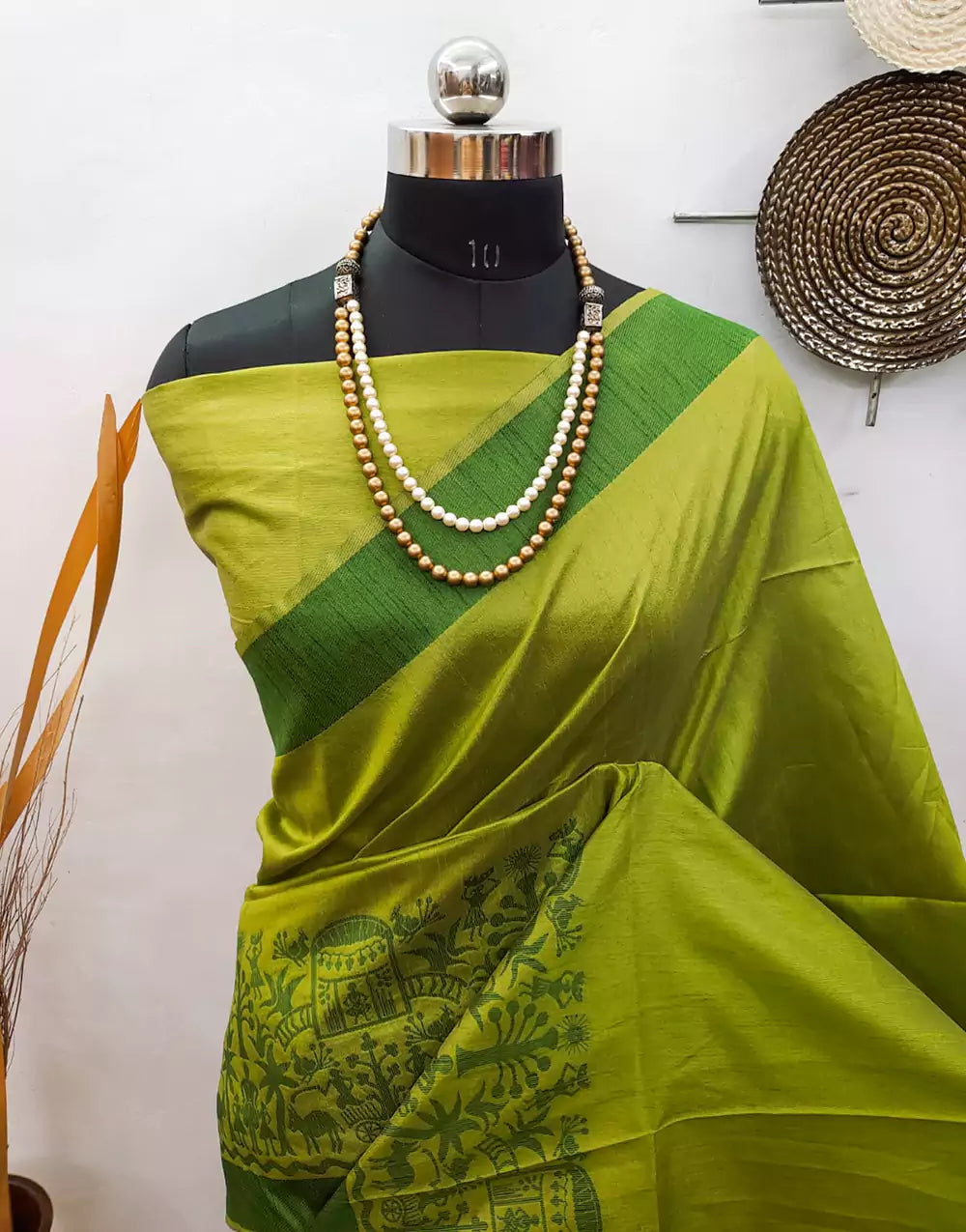 Parrot Green Rich Weaving Pallu Handloom Raw Silk Saree