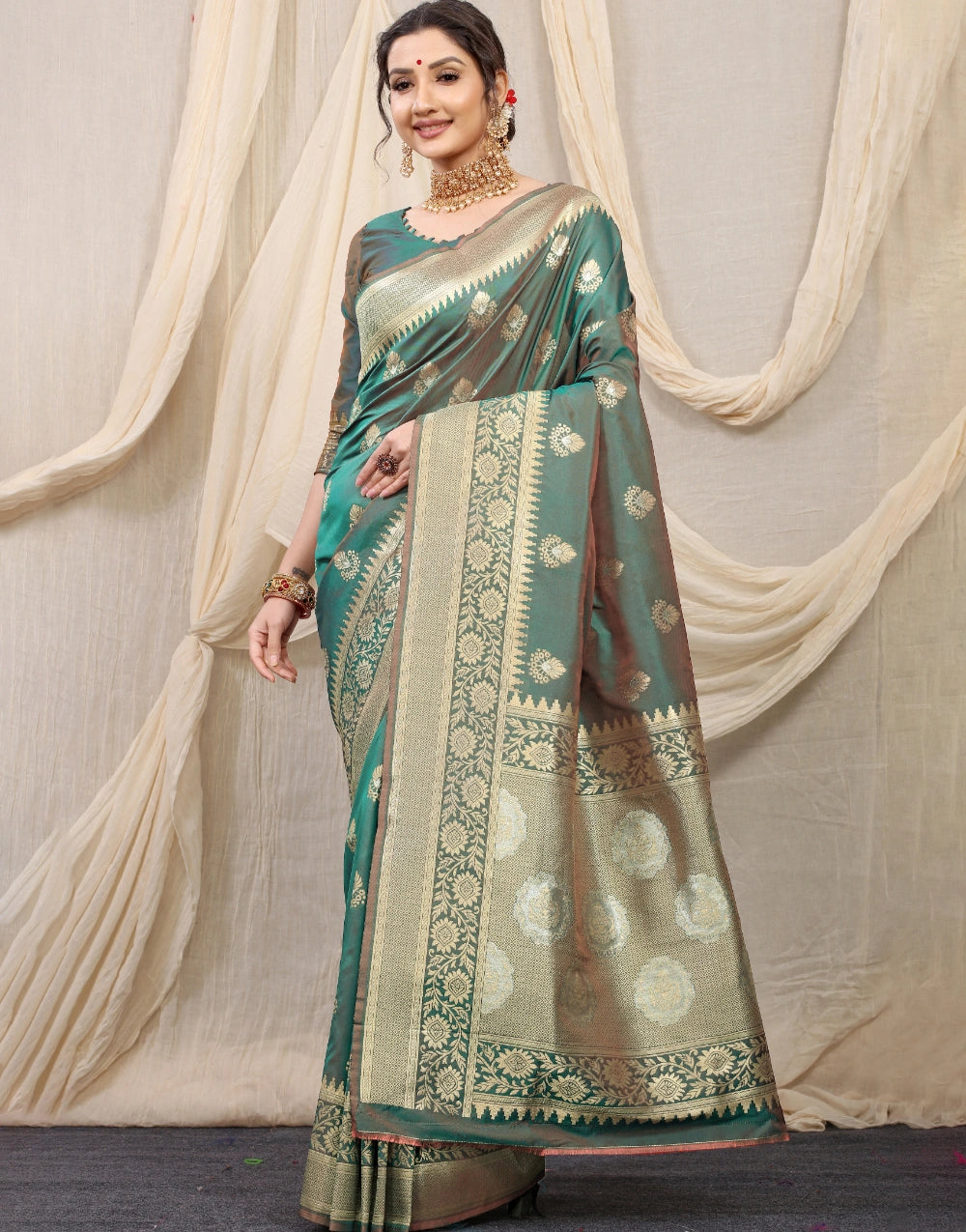 Green Banarasi Soft Silk Saree With Zari Weaving