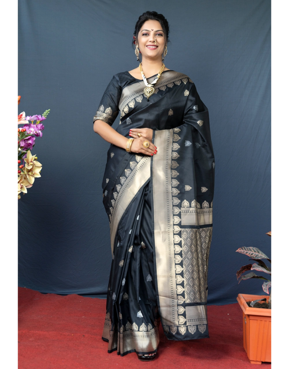 Latest Black Pure Soft Banarasi Silk Saree With Weaving Work