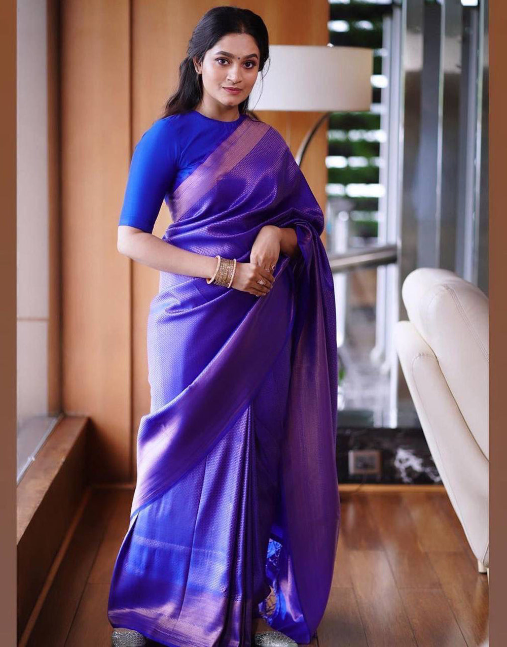 Latest Purple Colour Soft Silk Saree With Blouse