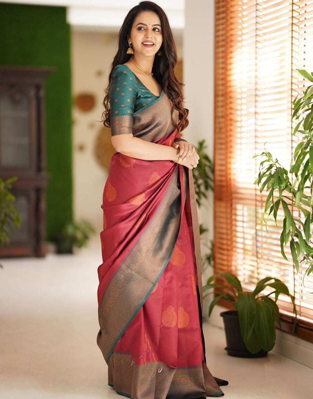 Red Woven Vichitra Silk Saree